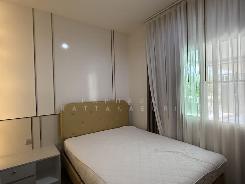 Mantana Motorway-New Krungthepkreetha, Bangkok, Phatthana Chonnabot 4 Road, Khlong Song Ton Nun, Lat Krabang, Bangkok, 4 Bedrooms, 286 sqm, Single Detached House For Sale, by Paphada Rattanaburi, 500234945 - DDproperty.com