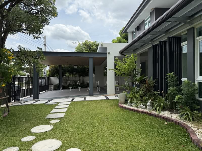 Mantana Motorway-New Krungthepkreetha, Bangkok, Phatthana Chonnabot 4 Road, Khlong Song Ton Nun, Lat Krabang, Bangkok, 4 Bedrooms, 286 sqm, Single Detached House For Sale, by Paphada Rattanaburi, 500234945 - DDproperty.com