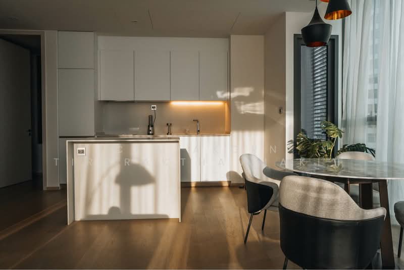 The Strand Thonglor, Bangkok, 36 Soi Sukhumvit 55, Khlong Tan Nua, Watthana, Bangkok, 1 Bedroom, 92 sqm, Condo For Rent, by Chayakorn Tirarakthammakit, 500234946 - DDproperty.com