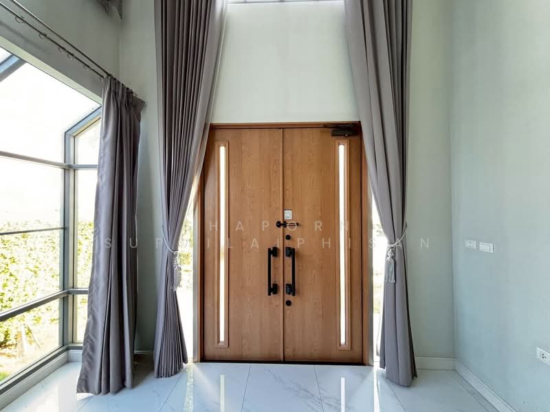 Perfect Place Sukhumvit 77-Suvarnabhumi, Samut Prakan, Lat Krabang Road, Rachathewa, Bang Plee, Samut Prakan, 4 Bedrooms, 230 sqm, Single Detached House For Rent, by Shaporn Supvilaiphisan, 500234956 - DDproperty.com