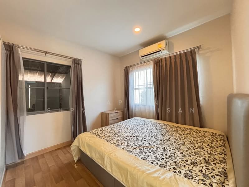 Perfect Place Sukhumvit 77-Suvarnabhumi, Samut Prakan, Lat Krabang Road, Rachathewa, Bang Plee, Samut Prakan, 4 Bedrooms, 230 sqm, Single Detached House For Rent, by Shaporn Supvilaiphisan, 500234956 - DDproperty.com