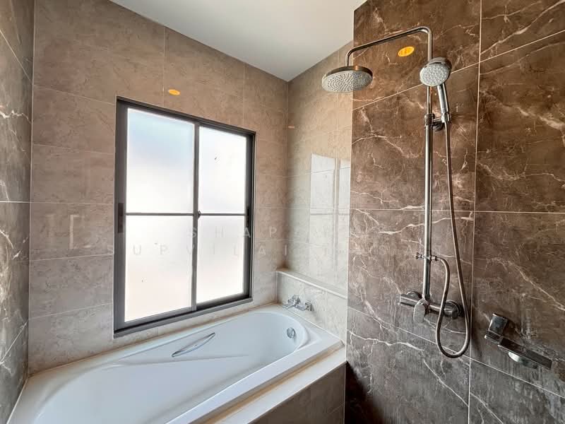 Perfect Place Sukhumvit 77-Suvarnabhumi, Samut Prakan, Lat Krabang Road, Rachathewa, Bang Plee, Samut Prakan, 4 Bedrooms, 230 sqm, Single Detached House For Rent, by Shaporn Supvilaiphisan, 500234956 - DDproperty.com