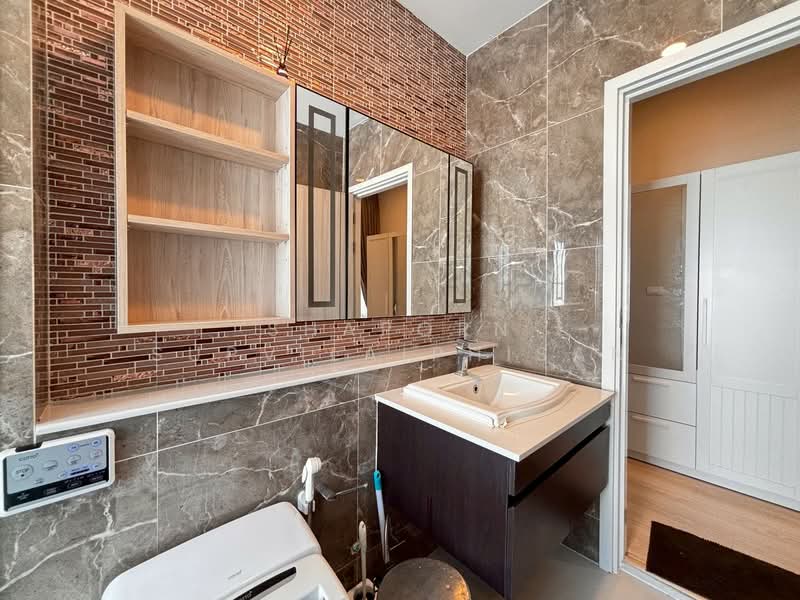 Perfect Place Sukhumvit 77-Suvarnabhumi, Samut Prakan, Lat Krabang Road, Rachathewa, Bang Plee, Samut Prakan, 4 Bedrooms, 230 sqm, Single Detached House For Rent, by Shaporn Supvilaiphisan, 500234956 - DDproperty.com