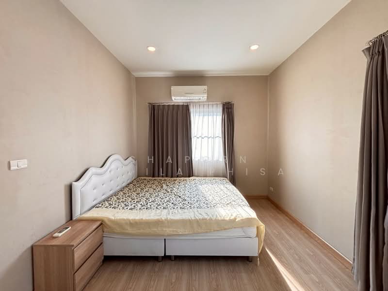 Perfect Place Sukhumvit 77-Suvarnabhumi, Samut Prakan, Lat Krabang Road, Rachathewa, Bang Plee, Samut Prakan, 4 Bedrooms, 230 sqm, Single Detached House For Rent, by Shaporn Supvilaiphisan, 500234956 - DDproperty.com