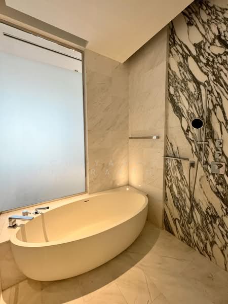 Four Seasons Private Residences : โฟร์ ซีซั่นส์ ไพรเวท เรสสิเด้นซ์, กรุงเทพ, 300 ถนนเจริญกรุง, ยานนาวา, สาทร, กรุงเทพ, 129 ตร.ม., คอนโด ให้เช่า, โดย Chayakorn Tirarakthammakit, 500234960 - DDproperty.com