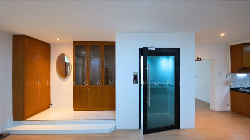 Aroonpat Rama 3 - Sathupradit, Bangkok, Yannawa Road, Chong Nonsi, Yan Nawa, Bangkok, 3 Bedrooms, 471 sqm, Townhouse For Sale, by Line@GantProperty, 500234976 - DDproperty.com