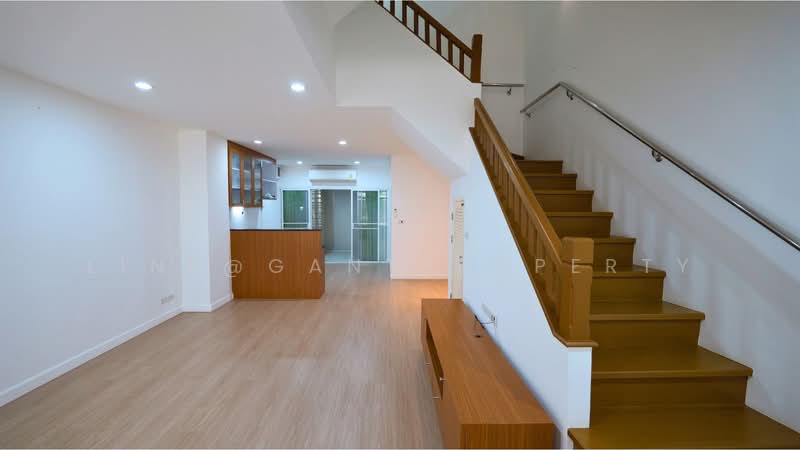 Aroonpat Rama 3 - Sathupradit, Bangkok, Yannawa Road, Chong Nonsi, Yan Nawa, Bangkok, 3 Bedrooms, 471 sqm, Townhouse For Sale, by Line@GantProperty, 500234976 - DDproperty.com