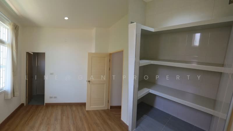 Aroonpat Rama 3 - Sathupradit, Bangkok, Yannawa Road, Chong Nonsi, Yan Nawa, Bangkok, 3 Bedrooms, 471 sqm, Townhouse For Sale, by Line@GantProperty, 500234976 - DDproperty.com