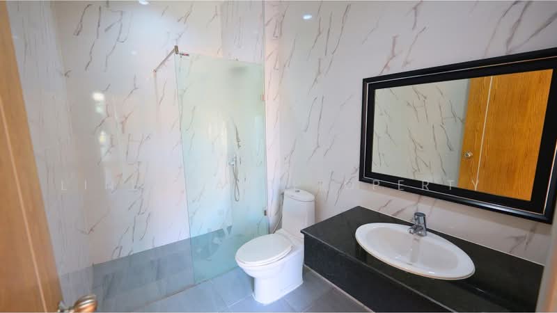 Aroonpat Rama 3 - Sathupradit, Bangkok, Yannawa Road, Chong Nonsi, Yan Nawa, Bangkok, 3 Bedrooms, 471 sqm, Townhouse For Sale, by Line@GantProperty, 500234976 - DDproperty.com