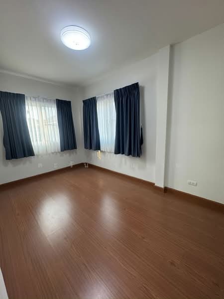 Selling a 2-story detached house in Supalai Ville Chonburi., Chon Buri (Pattaya), Huai Kapi, Muang Chon Buri, Chon Buri (Pattaya), 3 Bedrooms, 168 sqm, Single Detached House For Sale, by ตะวัน ขันเงิน, 500235004 - DDproperty.com