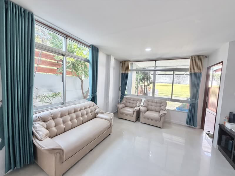 Soi Chamchuri, Sukhaphiban 5, Soi 5, Intersection 21, Bangkok, สุขาภิบาล ๕, Tha Rang, Bang Khen, Bangkok, 4 Bedrooms, 300 sqm, Townhouse For Sale, by กรวิภา ประสิทธิ์สุข, 500235006 - DDproperty.com