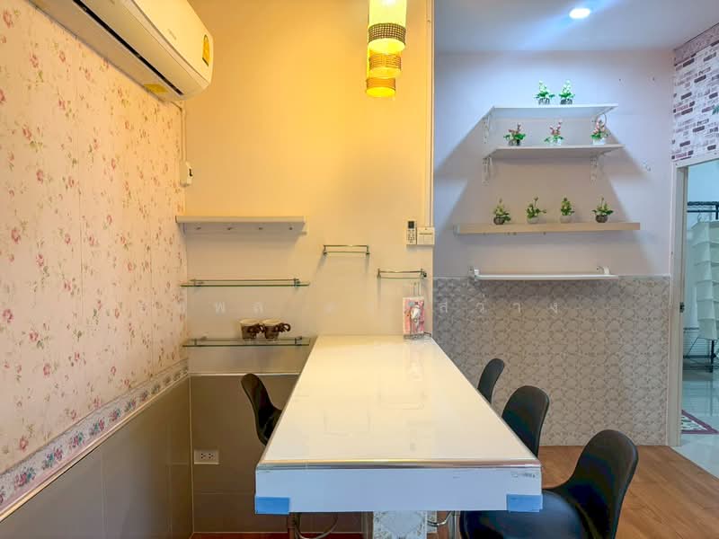 Single Detached House in Bo Fai, Hua Hin for Sale with Long-Term Tenant, Prachuap Khiri Khan, Hua Hin, Hua Hin, Prachuap Khiri Khan, 2 Bedrooms, 120 sqm, Single Detached House For Sale, by ธัชพล ดวงสว่าง, 500235008 - DDproperty.com