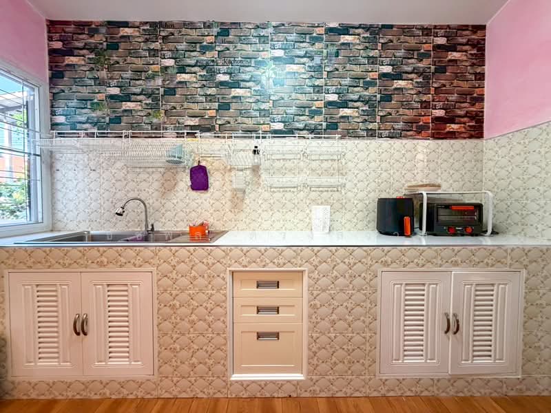 Single Detached House in Bo Fai, Hua Hin for Sale with Long-Term Tenant, Prachuap Khiri Khan, Hua Hin, Hua Hin, Prachuap Khiri Khan, 2 Bedrooms, 120 sqm, Single Detached House For Sale, by ธัชพล ดวงสว่าง, 500235008 - DDproperty.com