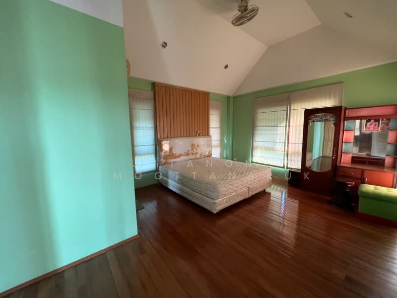 ขาย - ขายบ้านเดี่ยว 2 ชั้น ท่าผักซอย 4 พร้อมที่ดิน บิวท์อินทั้งหลัง เฟอร์นิเจอร์ครบ เดินทางสะดวก, ราชบุรี