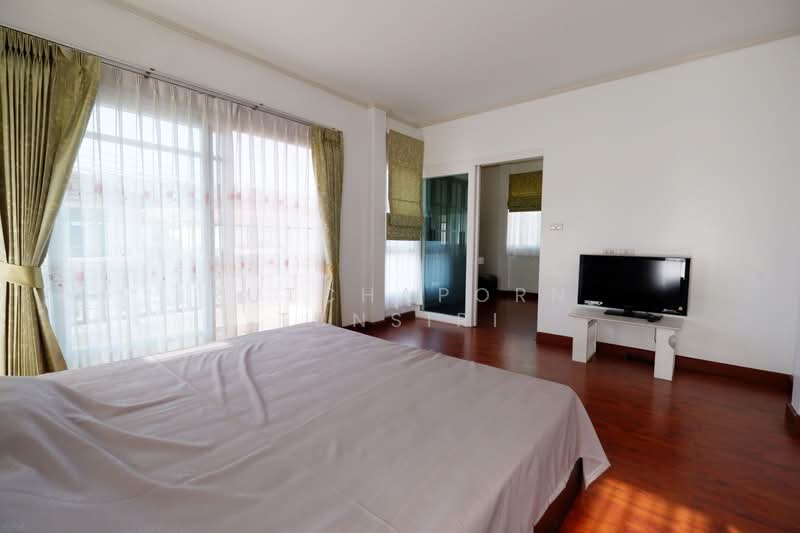 บ้านสวยในโครงการ ให้เช่า – ใกล้บิ๊กซีดอนจั่น เพียง 10 นาที ค่าเช่า 25,000 บาท / เดือน No.7H248, Chiang Mai, Tha Sa La, Muang Chiang Mai, Chiang Mai, 4 Bedrooms, 150 sqm, Single Detached House For Rent, by Rutchaporn Tunsiri, 500235019 - DDproperty.com