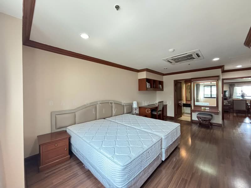 G.P. Grande Tower, Bangkok, 55 Sukhumvit 23, Khlongtoei Nua, Watthana, Bangkok, 3 Bedrooms, 260 sqm, Condo For Rent, by Bangkok House Living, 500235040 - DDproperty.com