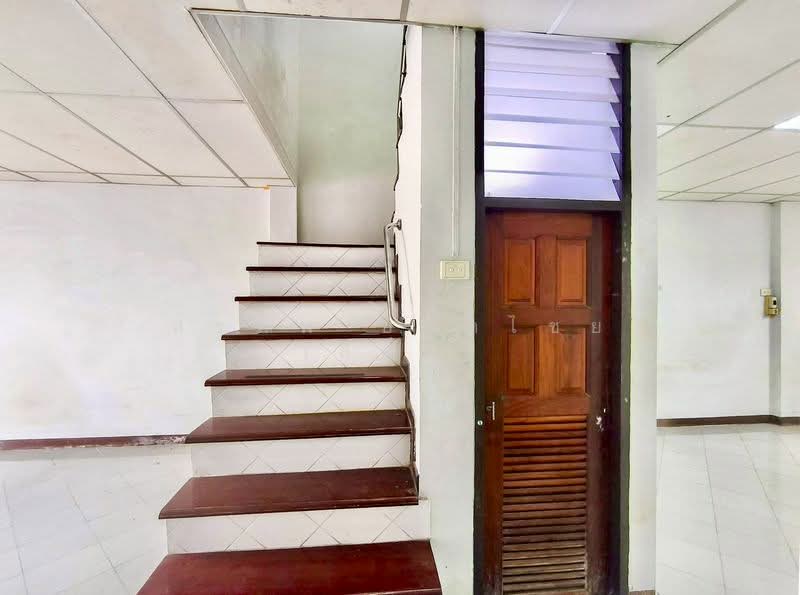 Sinphatthana 4, Nonthaburi, Talat Kwan, Muang Nonthaburi, Nonthaburi, 2 Bedrooms, 68 sqm, Townhouse For Sale, by สรภพ ยอดไชย (สีฝุ่น), 500235047 - DDproperty.com