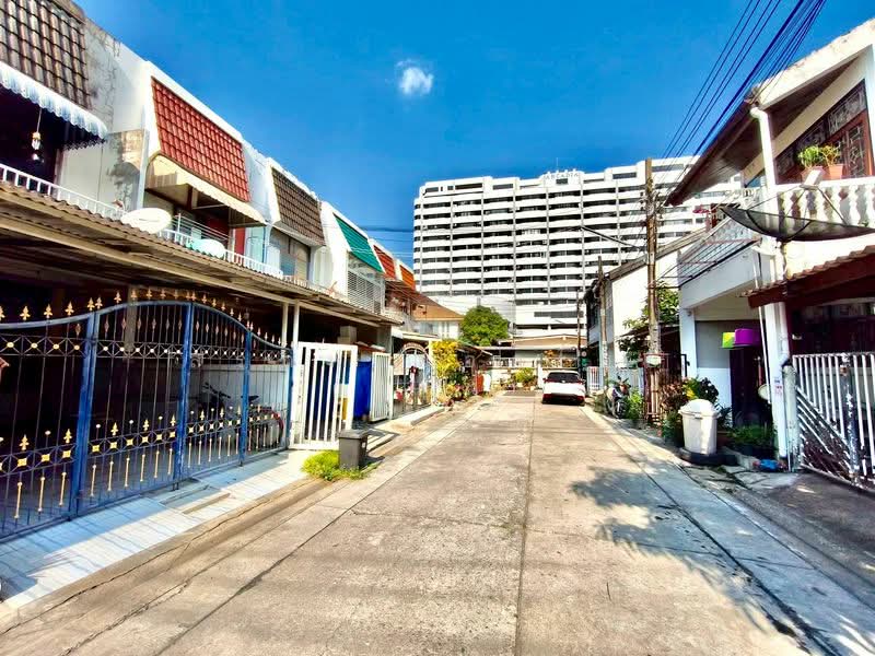 สินพัฒนา 4 : Sinphatthana 4, นนทบุรี, ตลาดขวัญ, เมืองนนทบุรี, นนทบุรี, 68 ตร.ม., ทาวน์เฮ้าส์ ขาย, โดย สรภพ ยอดไชย (สีฝุ่น), 500235047 - DDproperty.com