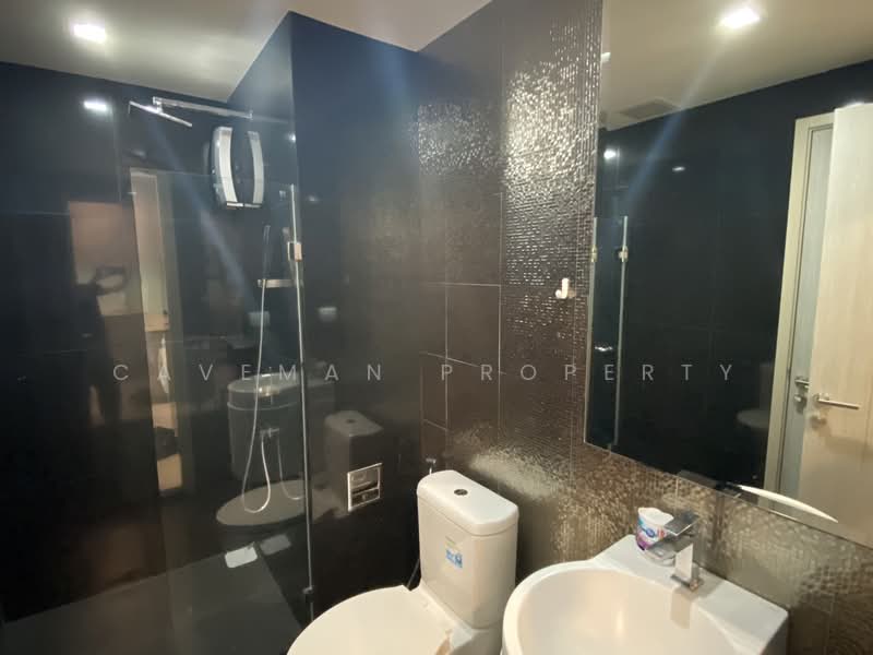 Rhythm Sukhumvit 36-38, Bangkok, 55 Soi Sukhumvit 36, Sukhumvit Road, Phra Kanong, Khlong Toei, Bangkok, 2 Bedrooms, 55 sqm, Condo For Rent, by caveman property, 500235054 - DDproperty.com