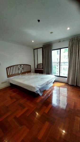 Liberty Park 2, Bangkok, 55 Soi Sukhumvit 11, Khlongtoei Nua, Watthana, Bangkok, 2 Bedrooms, 123 sqm, Condo For Sale, by Vasawat Sudvaja, 500235059 - DDproperty.com