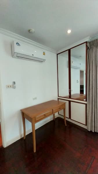 Liberty Park 2, Bangkok, 55 Soi Sukhumvit 11, Khlongtoei Nua, Watthana, Bangkok, 2 Bedrooms, 123 sqm, Condo For Sale, by Vasawat Sudvaja, 500235059 - DDproperty.com