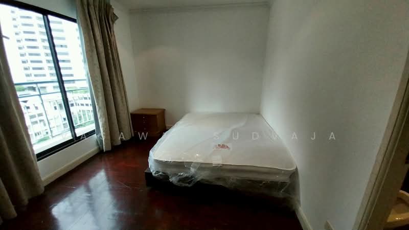 Liberty Park 2, Bangkok, 55 Soi Sukhumvit 11, Khlongtoei Nua, Watthana, Bangkok, 2 Bedrooms, 123 sqm, Condo For Sale, by Vasawat Sudvaja, 500235059 - DDproperty.com