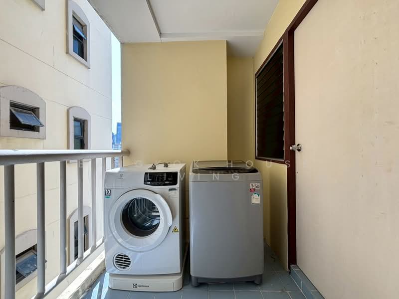G.P. Grande Tower, Bangkok, 55 Sukhumvit 23, Khlongtoei Nua, Watthana, Bangkok, 3 Bedrooms, 180 sqm, Condo For Rent, by Bangkok House Living, 500235066 - DDproperty.com