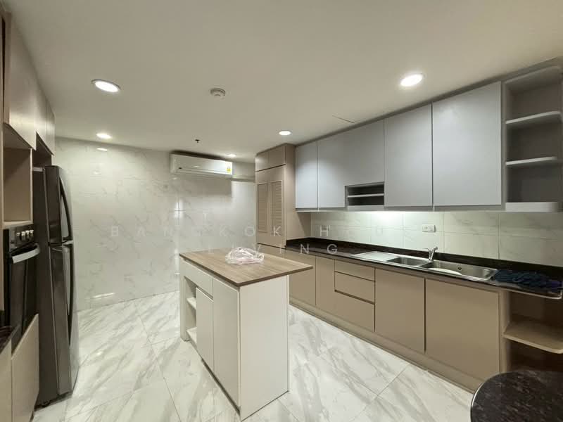 G.P. Grande Tower, Bangkok, 55 Sukhumvit 23, Khlongtoei Nua, Watthana, Bangkok, 4 Bedrooms, 400 sqm, Condo For Rent, by Bangkok House Living, 500235084 - DDproperty.com