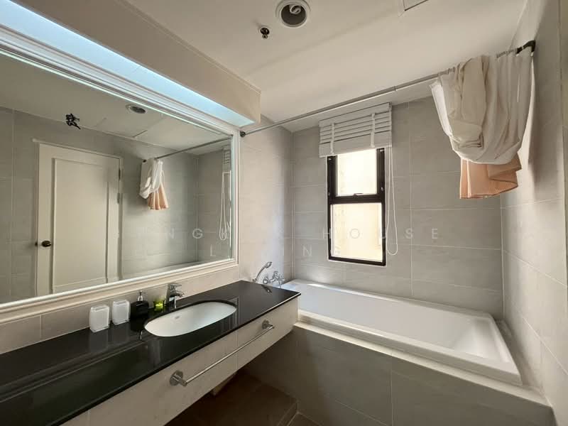 G.P. Grande Tower, Bangkok, 55 Sukhumvit 23, Khlongtoei Nua, Watthana, Bangkok, 4 Bedrooms, 400 sqm, Condo For Rent, by Bangkok House Living, 500235084 - DDproperty.com