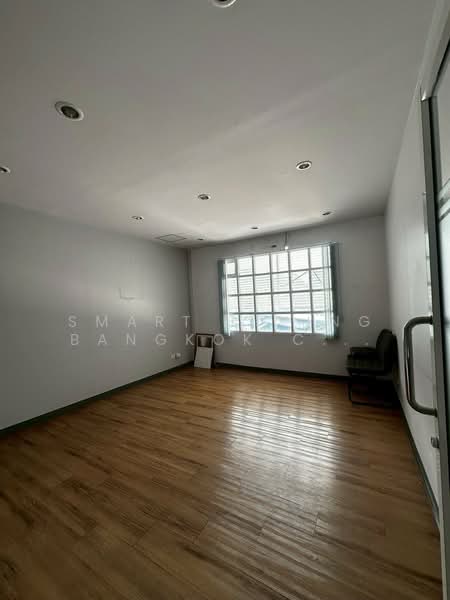 ลาดพร้าว, Bangkok, Lat Phrao, Lat Phrao, Bangkok, 1 Bedroom, 151 sqm, Single Detached House For Sale, by Smart Living Bangkok Co.,Ltd., 500235109 - DDproperty.com