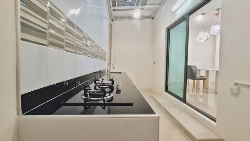 V Compound Tiwanon-Rangsit, Pathum Thani, Tiwanon Road, Bang Kadi, Muang Pathum Thani, Pathum Thani, 3 Bedrooms, 120 sqm, Townhouse For Sale, by Connex Property, 500235129 - DDproperty.com
