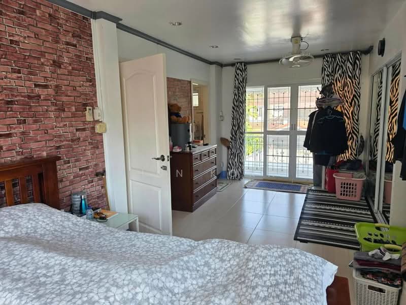 Neighborhome Watcharaphon, Bangkok, Sukhaphiban 5, Sam Wa Tawan Ok, Khlong Sam Wa, Bangkok, 3 Bedrooms, 150 sqm, Single Detached House For Sale, by Khun Korn, 500235135 - DDproperty.com