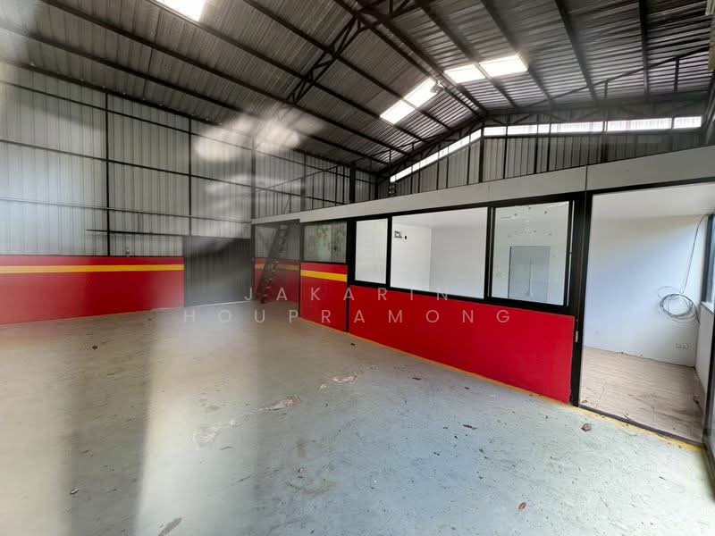 ให้เช่าโกดัง ลาดปลาเค้า ลาดพร้าว ใกล้ถนนเกษตร - นวมินทร์, กรุงเทพ, จรเข้บัว, ลาดพร้าว, กรุงเทพ, 290 ตร.ม., โกดัง-โรงงาน ให้เช่า, โดย Jakarin Houpramong, 500235186 - DDproperty.com