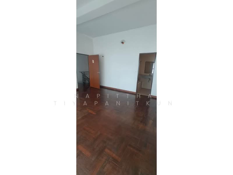 Nonsi 14, Bangkok, Chong Nonsi, Yan Nawa, Bangkok, 4 Bedrooms, 210 sqm, Townhouse For Rent, by Napittha Tiyapanitkun, 500235211 - DDproperty.com