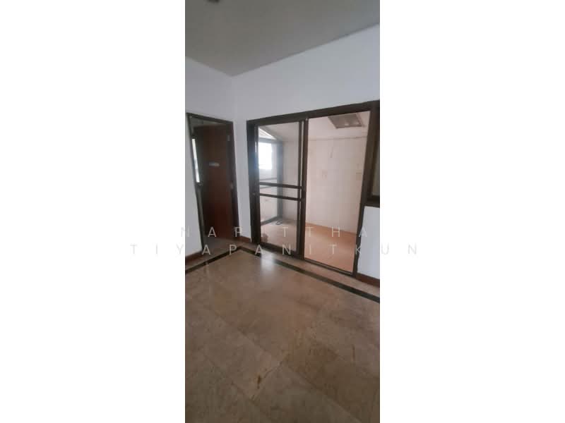 Nonsi 14, Bangkok, Chong Nonsi, Yan Nawa, Bangkok, 4 Bedrooms, 210 sqm, Townhouse For Rent, by Napittha Tiyapanitkun, 500235211 - DDproperty.com