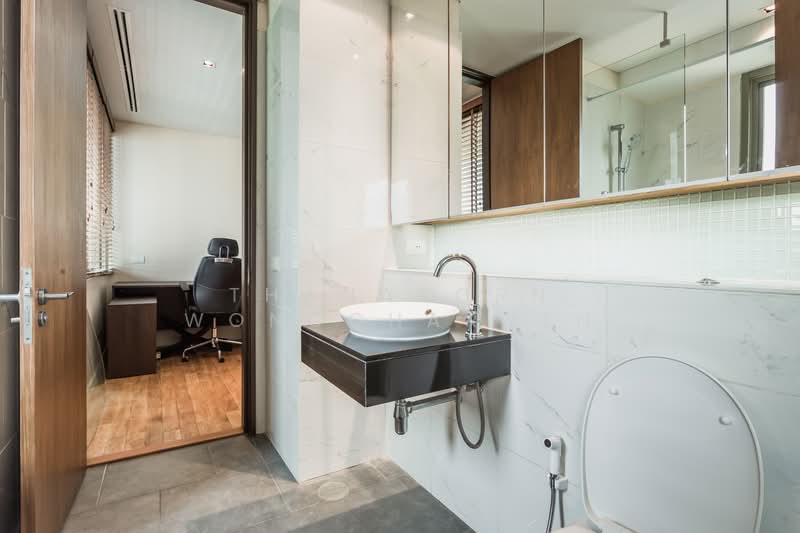 The Lakes, Bangkok, 123 Ratchadaphisek Road, Khlong Toei, Khlong Toei, Bangkok, 2 Bedrooms, 145 sqm, Condo For Rent, by Thanaporn Wongcharoen, 500235230 - DDproperty.com