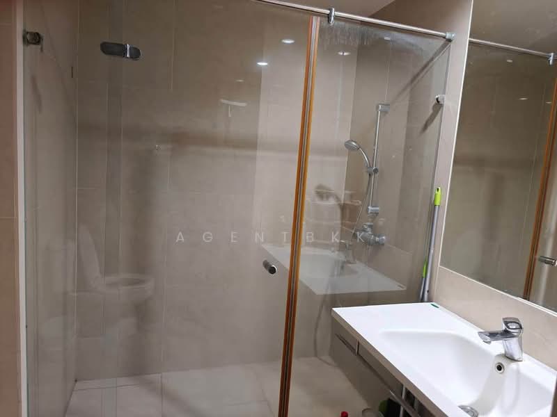 Baan Sathorn Chao Phraya, Bangkok, 931 Charoen Nakhon 15 A Alley, Khlong Ton Sai, Khlong San, Bangkok, 1 Bedroom, 43 sqm, Condo For Rent, by Agentbkk, 500235245 - DDproperty.com