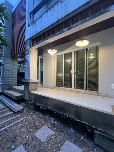 Blue Lagoon Bangna-Trad KM. 8 : บลูลากูน บางนา-ตราด กม.8, กรุงเทพ, ถนนกาญจนาภิเษก, ดอกไม้, ประเวศ, กรุงเทพ, 250 ตร.ม., บ้านเดี่ยว ขาย, โดย NR AGENT, 500235275 - DDproperty.com