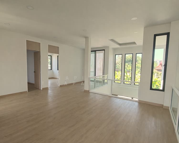 For Rent - Ratchada 32, Bangkok