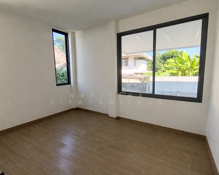 For Rent - Ratchada 32, Bangkok