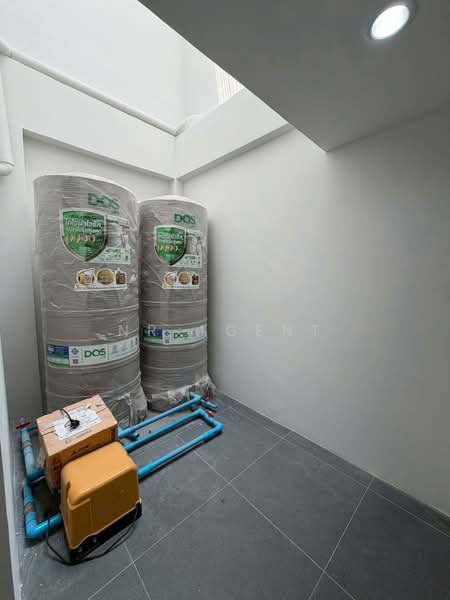 ทาวน์โฮม 4.5 ชั้นพร้อมลิฟต์ - สุขุมวิท101, Bangkok, Bang Chak, Phra Khanong, Bangkok, 4 Bedrooms, 200 sqm, Townhouse For Sale, by NR AGENT, 500235320 - DDproperty.com