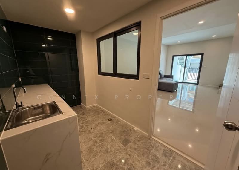 PLEX Onnut - Wongwaen, Bangkok, Sukhaphiban 2 Road, Dok Mai, Prawet, Bangkok, 3 Bedrooms, 150 sqm, Townhouse For Sale, by Connex Property, 500235321 - DDproperty.com