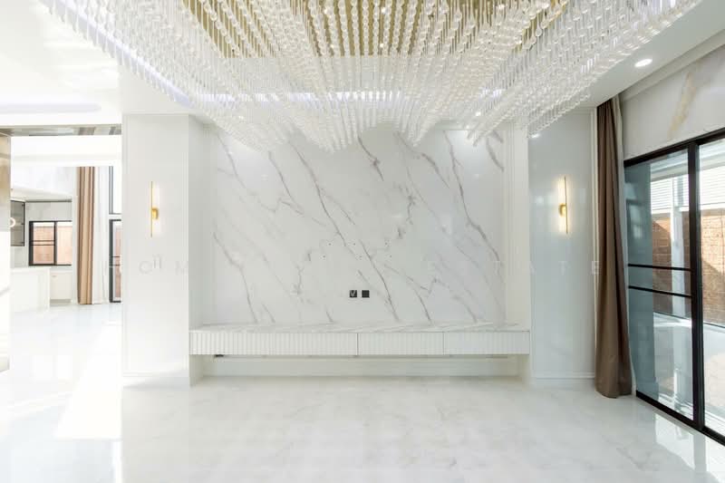 Grand Bangkok Boulevard Srinakarin, Bangkok, Srinagarindra Rd, Nong Bon, Prawet, Bangkok, 5 Bedrooms, 534 sqm, Single Detached House For Sale, by HOME Real Estate Service, 500235328 - DDproperty.com