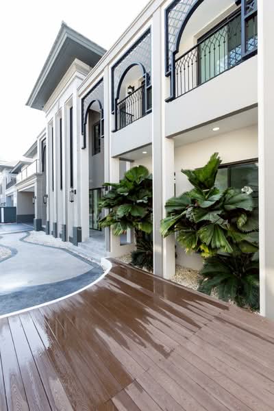 Grand Bangkok Boulevard Srinakarin, Bangkok, Srinagarindra Rd, Nong Bon, Prawet, Bangkok, 5 Bedrooms, 534 sqm, Single Detached House For Sale, by HOME Real Estate Service, 500235328 - DDproperty.com