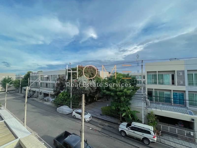 Noble Cube Pattanakarn, Bangkok, Phatthanakan Road, Suan Luang, Suan Luang, Bangkok, 3 Bedrooms, 185 sqm, Townhouse For Sale, by HOME Real Estate Service, 500235342 - DDproperty.com