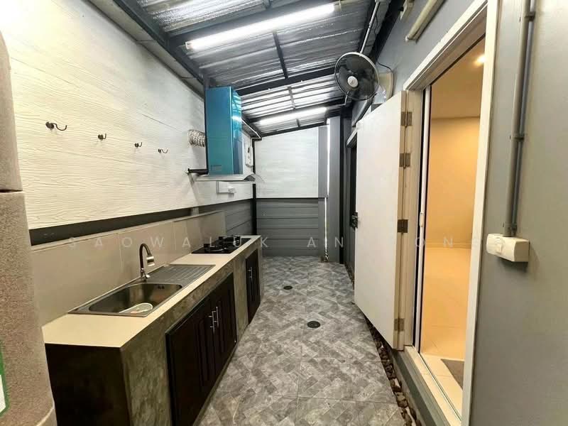 Britania Mega Town Bangna, Samut Prakan, Buanakarin Road, Bang Kaeo, Bang Plee, Samut Prakan, 3 Bedrooms, 130 sqm, Townhouse For Sale, by Saowaluk Anupong, 500235351 - DDproperty.com