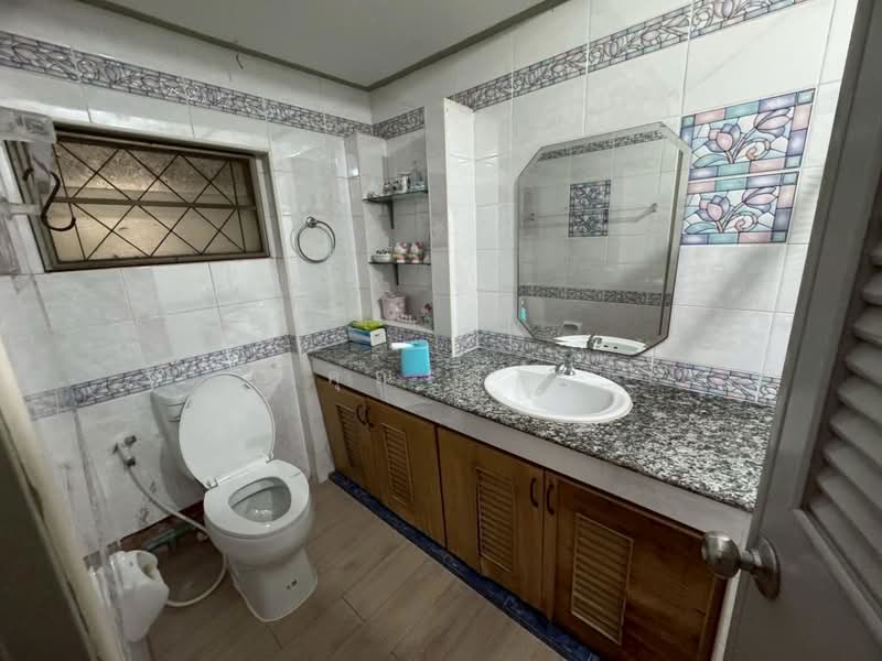 บ้านเดี่ยวที่ดินใหญ่สะใจ 83 ตร.ว ทำเลทองใกล้บางแสน-หนองมน หมู่บ้านคันทรี่ปาร์ค ชลบุรี, ชลบุรี, ห้วยกะปิ, เมืองชลบุรี, ชลบุรี, 220 ตร.ม., บ้านเดี่ยว ขาย, โดย คุณเมย์, 500235359 - DDproperty.com