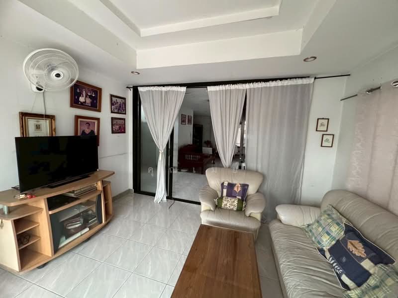 บ้านเดี่ยวที่ดินใหญ่สะใจ 83 ตร.ว ทำเลทองใกล้บางแสน-หนองมน หมู่บ้านคันทรี่ปาร์ค ชลบุรี, Chon Buri (Pattaya), Huai Kapi, Muang Chon Buri, Chon Buri (Pattaya), 4 Bedrooms, 220 sqm, Single Detached House For Sale, by คุณเมย์, 500235359 - DDproperty.com