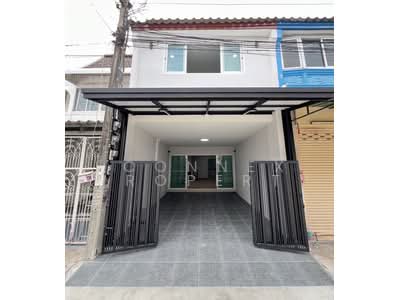 ขาย - Moobaan Sena Villa 84 : หมู่บ้าน เสนาวิลล่า 84, กรุงเทพ