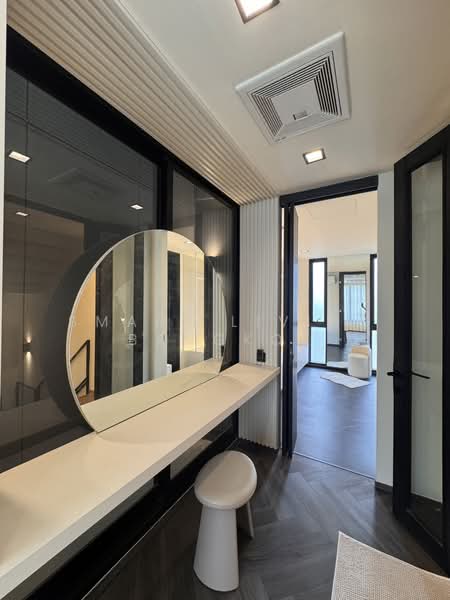 L SCAPE Ratchada 20, Bangkok, Samsen Nok, Huai Khwang, Bangkok, 3 Bedrooms, 228 sqm, Townhouse For Sale, by Smart Living Bangkok, 500235362 - DDproperty.com